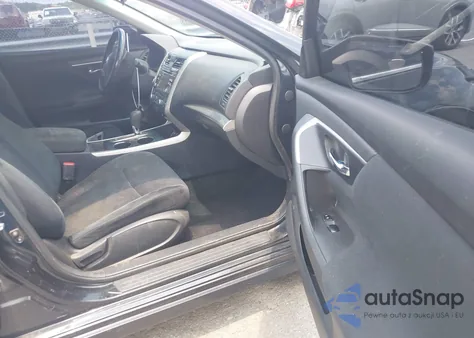 2015 Nissan Altima 2.5 Sv из США, поврежденный, VIN 1N4AL3AP5FC170120